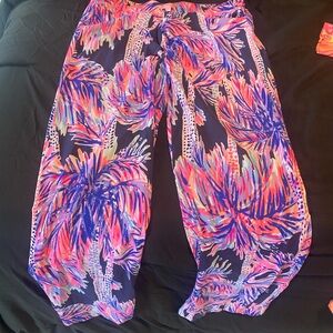 Lilly Pulitzer Vibrant Tropical Print Pants Size L